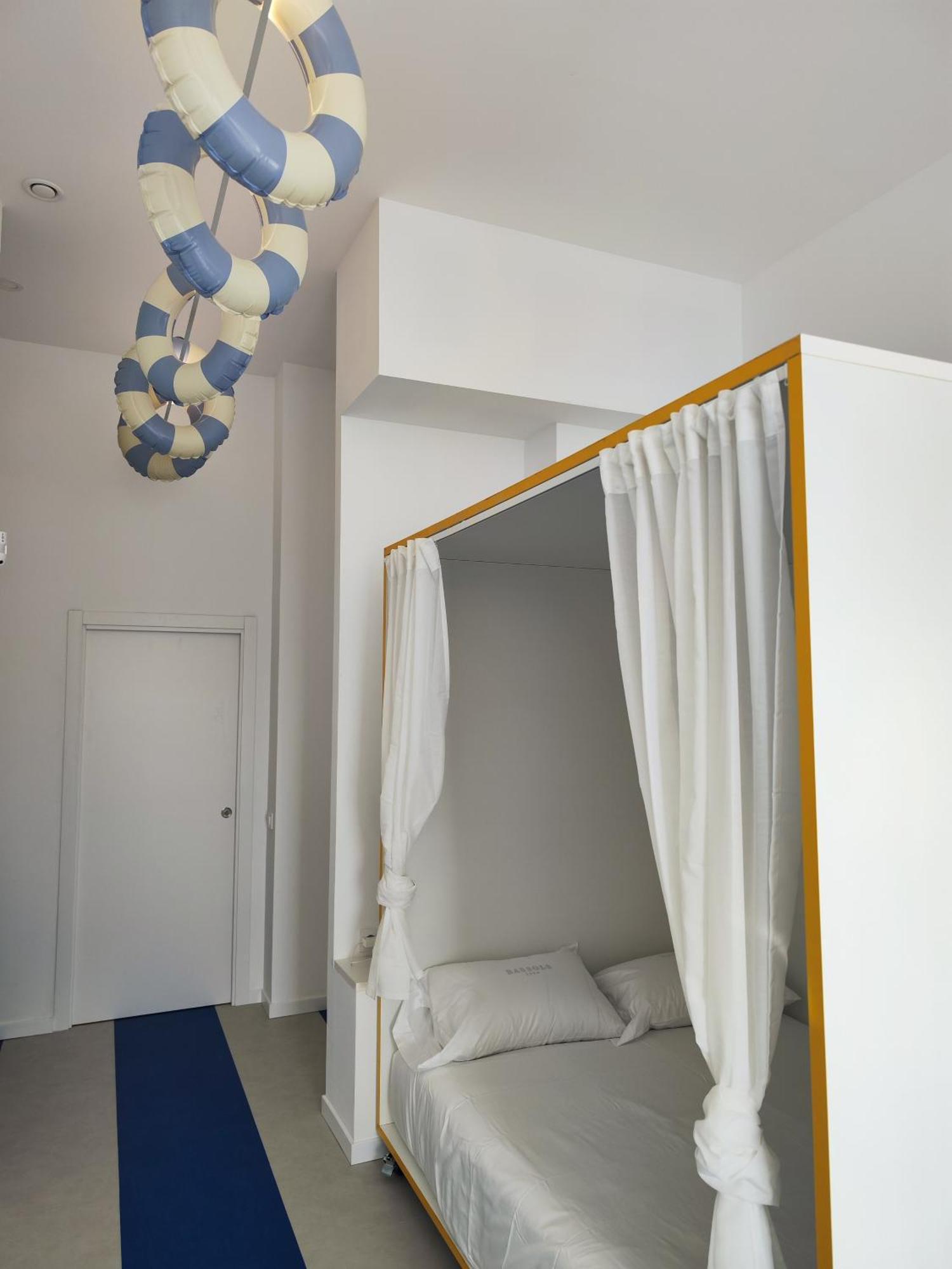 Apartment Carisan1 6 Min To Modern Bright Valencia